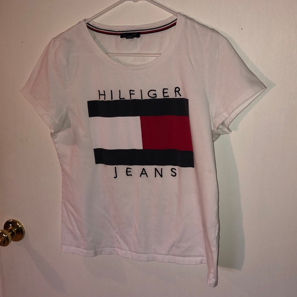 Tee shirt